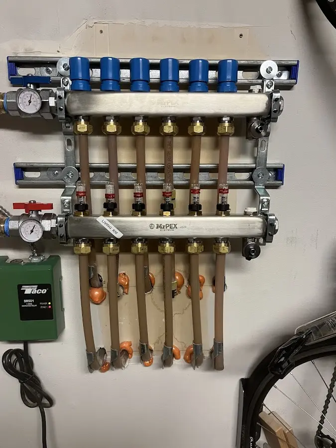 Plumber performing Gas Leak Detection at a residential property in Waipio Acres